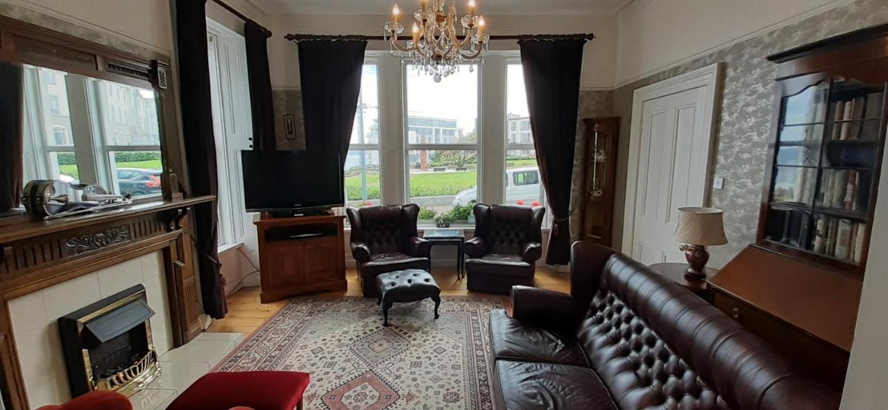 Mervue Apartment, 4 Causeway View, Portrush Extérieur photo